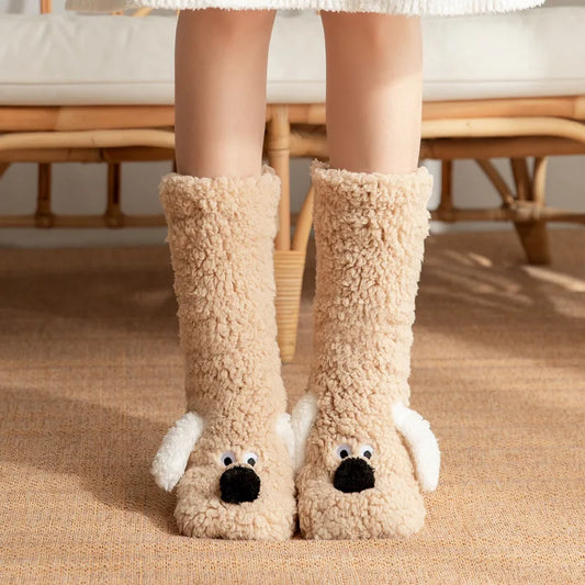 Chaussettes douces, douillettes et amusantes contre les pieds froids