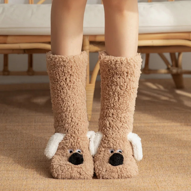 Chaussettes douces, douillettes et amusantes contre les pieds froids