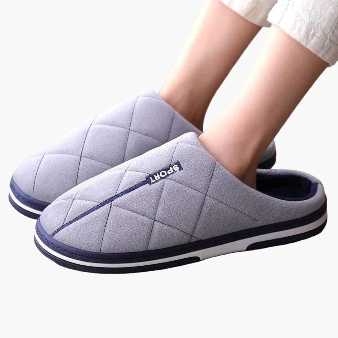 Chaussons d'intérieur pour homme à bout fermé et intérieur rembourré