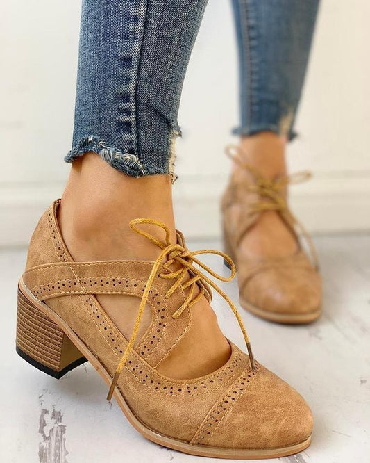 Chaussures à lacets et talon bloc pour femme