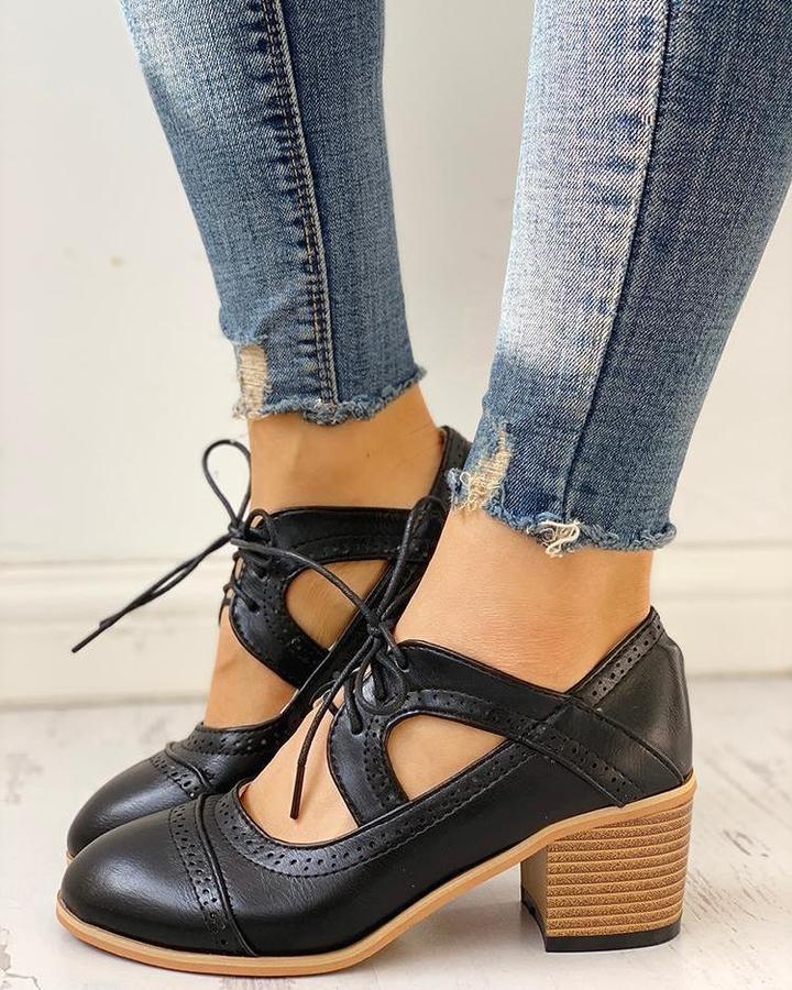 Chaussures à lacets et talon bloc pour femme