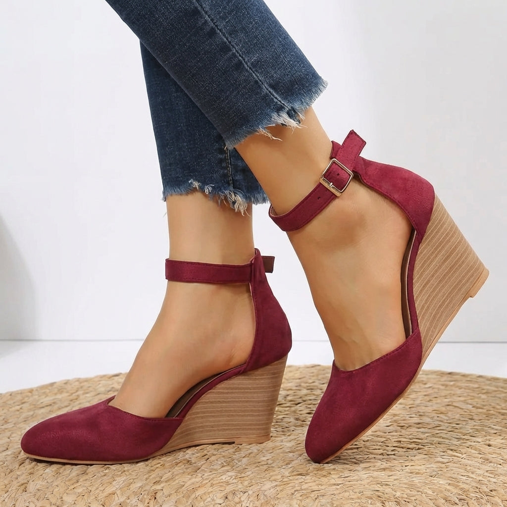 Chaussures compensées pour femme à bout pointu et bride de cheville – confort élégant et confection artisanale raffinée