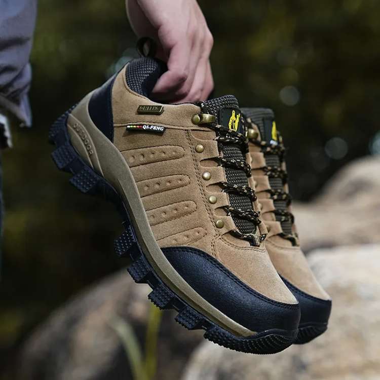 Chaussures de randonnée durables tous terrains