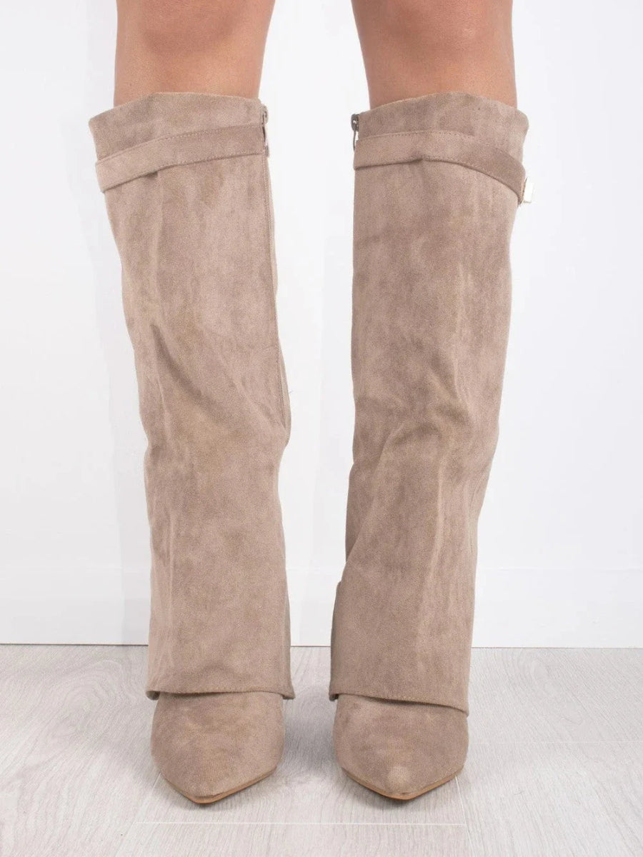 Chaussures élégantes pour femme de haute qualité - détails dorés