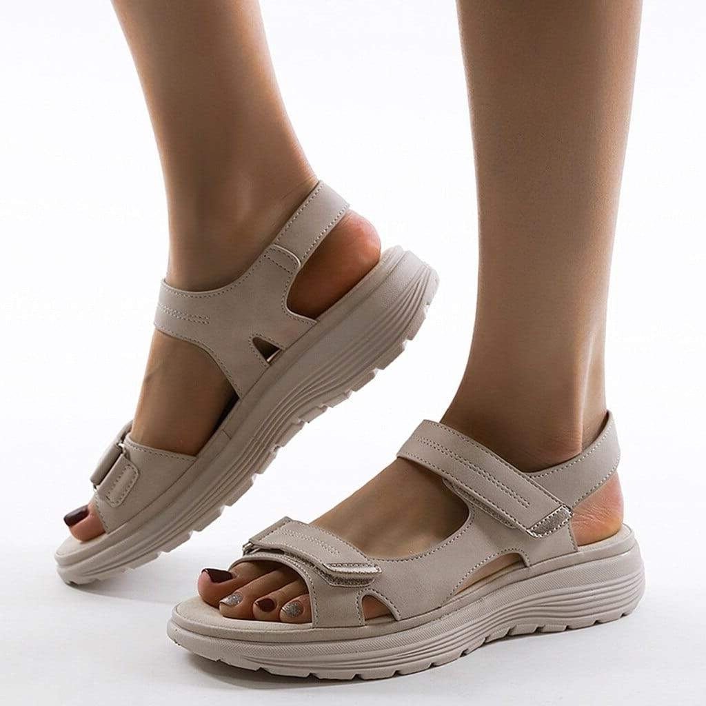 Chaussures orthopédiques femme à lanières ajustables