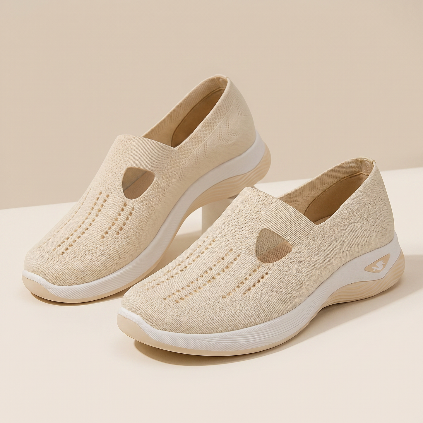 Chaussures slip-on orthopédiques pour femme | Respirantes | Adaptées aux pieds enflés