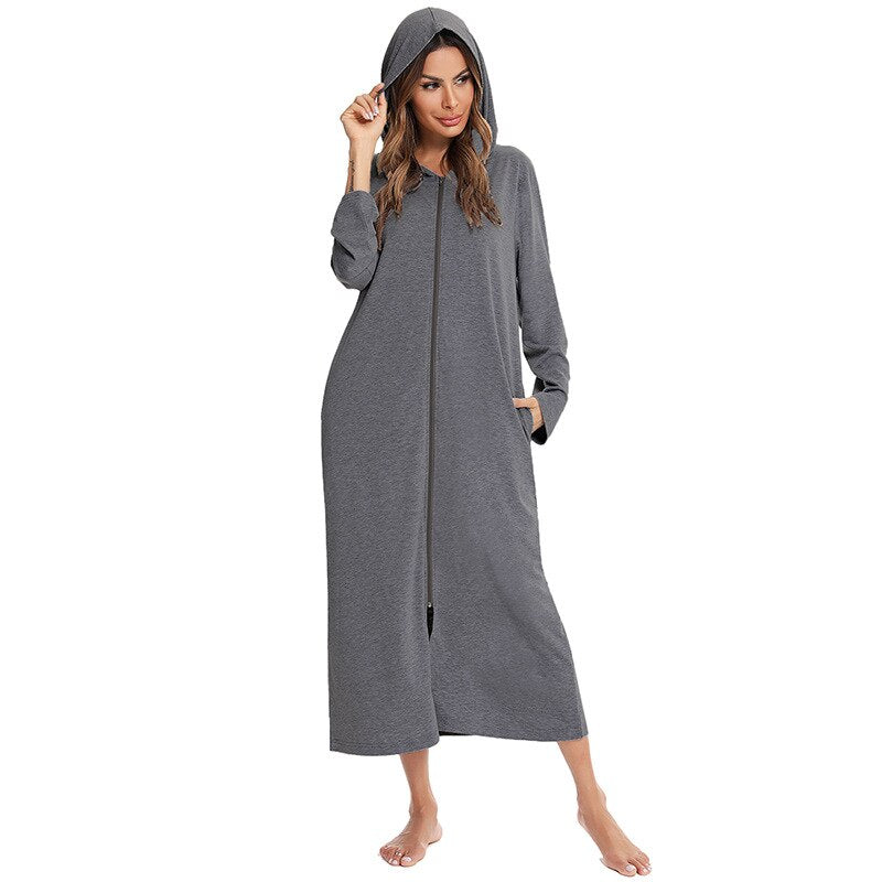 Chemise de nuit chaude à fermeture éclair et capuche