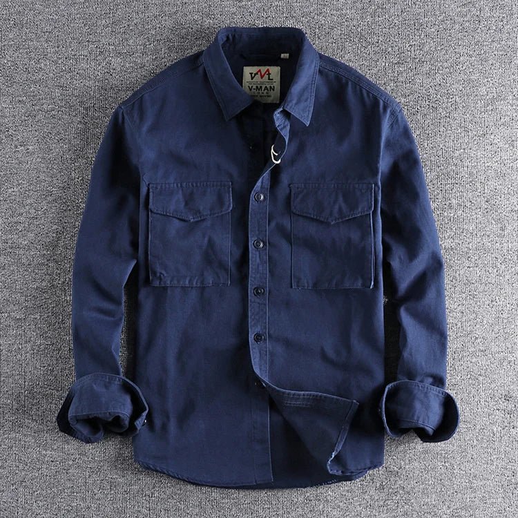 Chemise élégante de style militaire