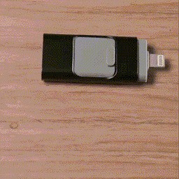 Clé USB 4 en 1