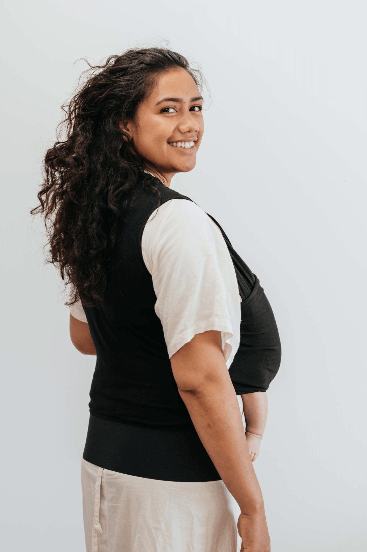 Comfortable Baby Carrier with Phone Pocket