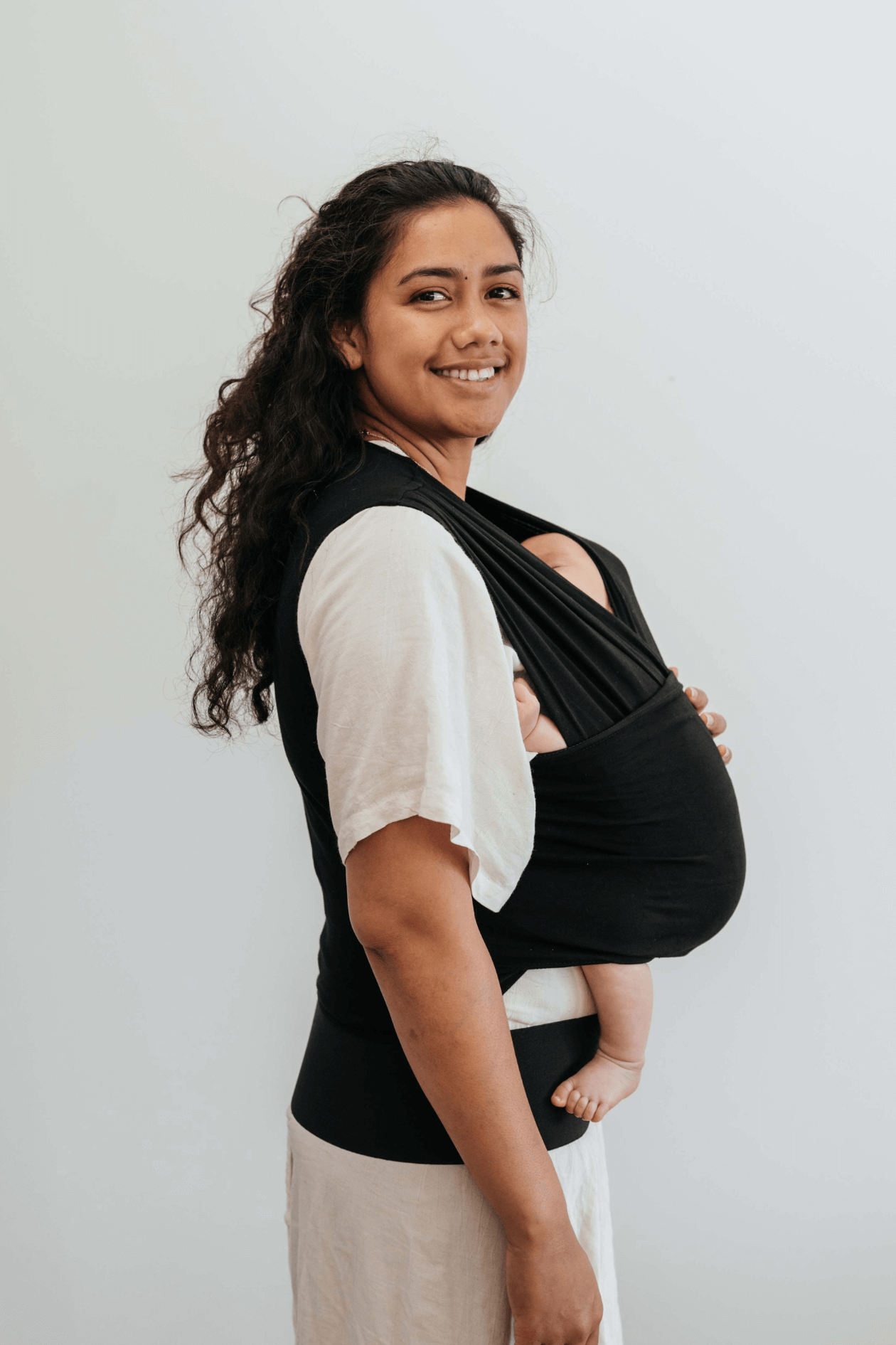 Comfortable Baby Carrier with Phone Pocket