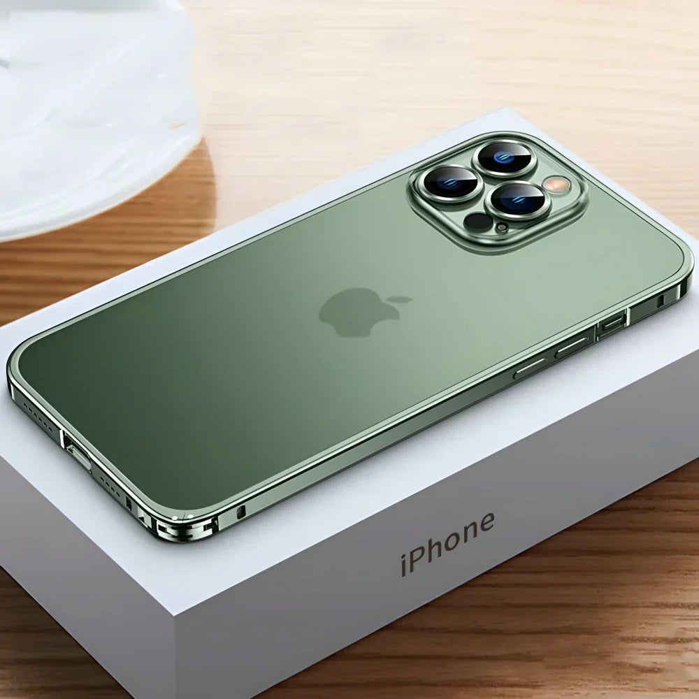Coque de téléphone avec cadre de protection en aluminium