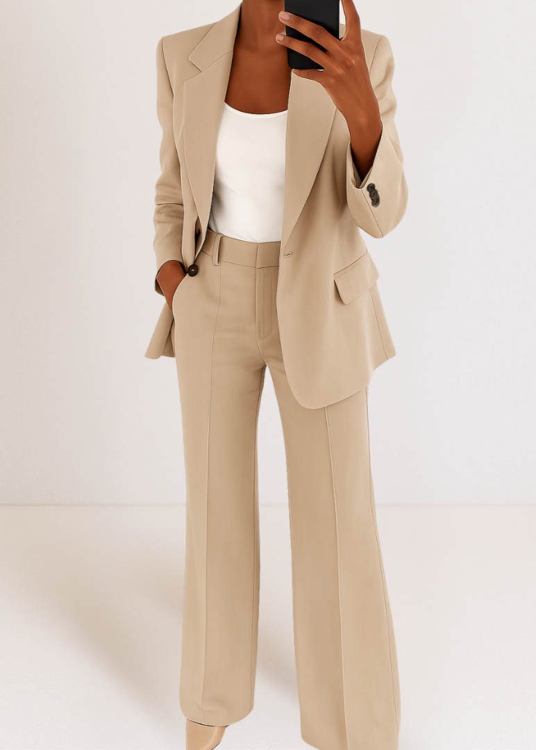 Costume deux pièces - blazer cintré et pantalon droit