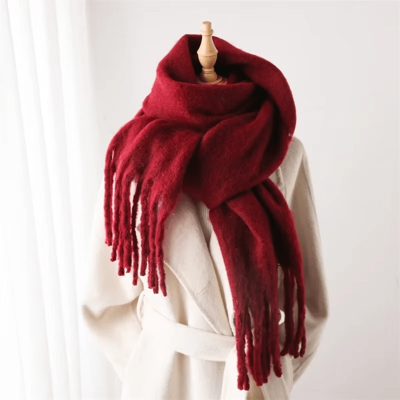 CosyCharm - Soft cashmere scarf with tassels for warm winter days
