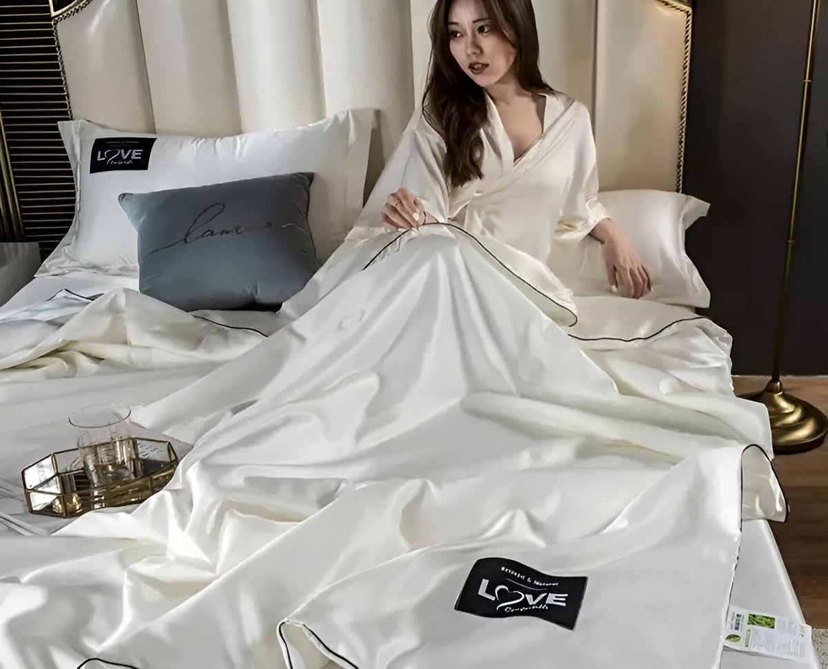 Couette luxueuse en soie pour un confort quatre saisons