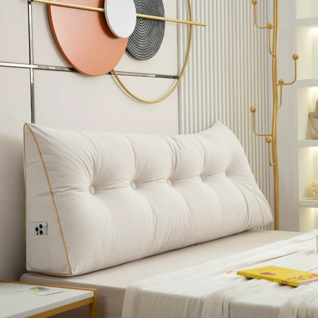 Coussin de lit matelassé en coin pour lire et se détendre