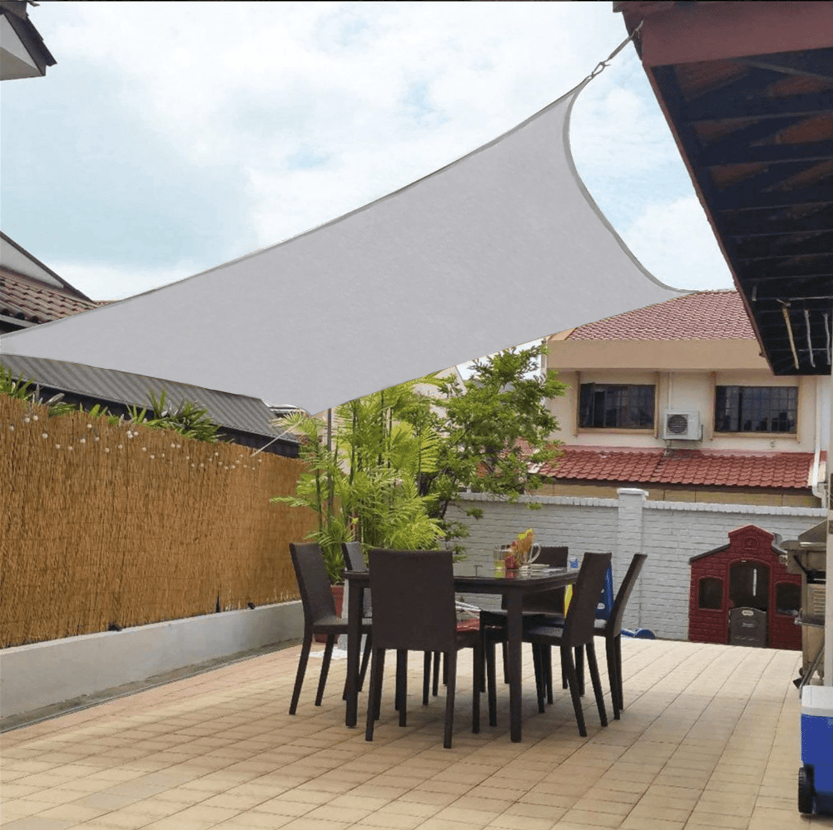 Design moderne alliant harmonieusement style et protection