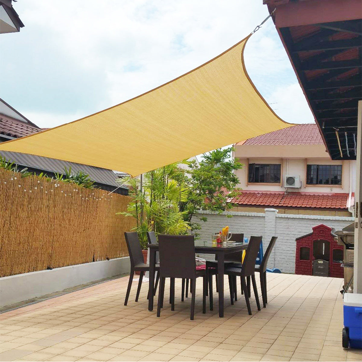 Design moderne alliant harmonieusement style et protection