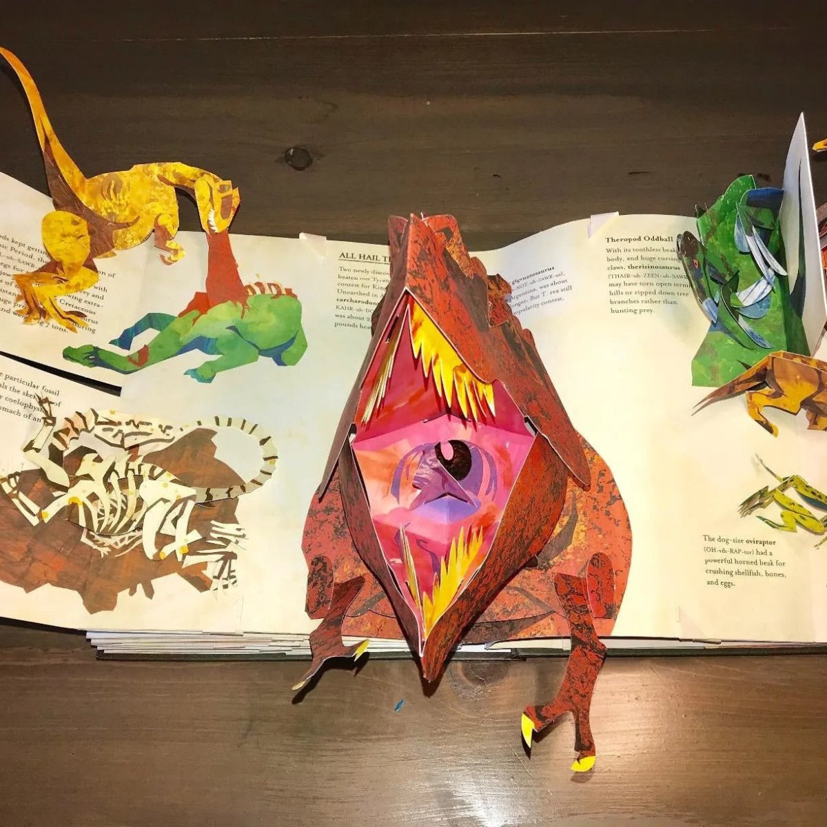 DINOCRAFT – 3D Dinosaur Pop-Up Book with Precise Scientific Insights