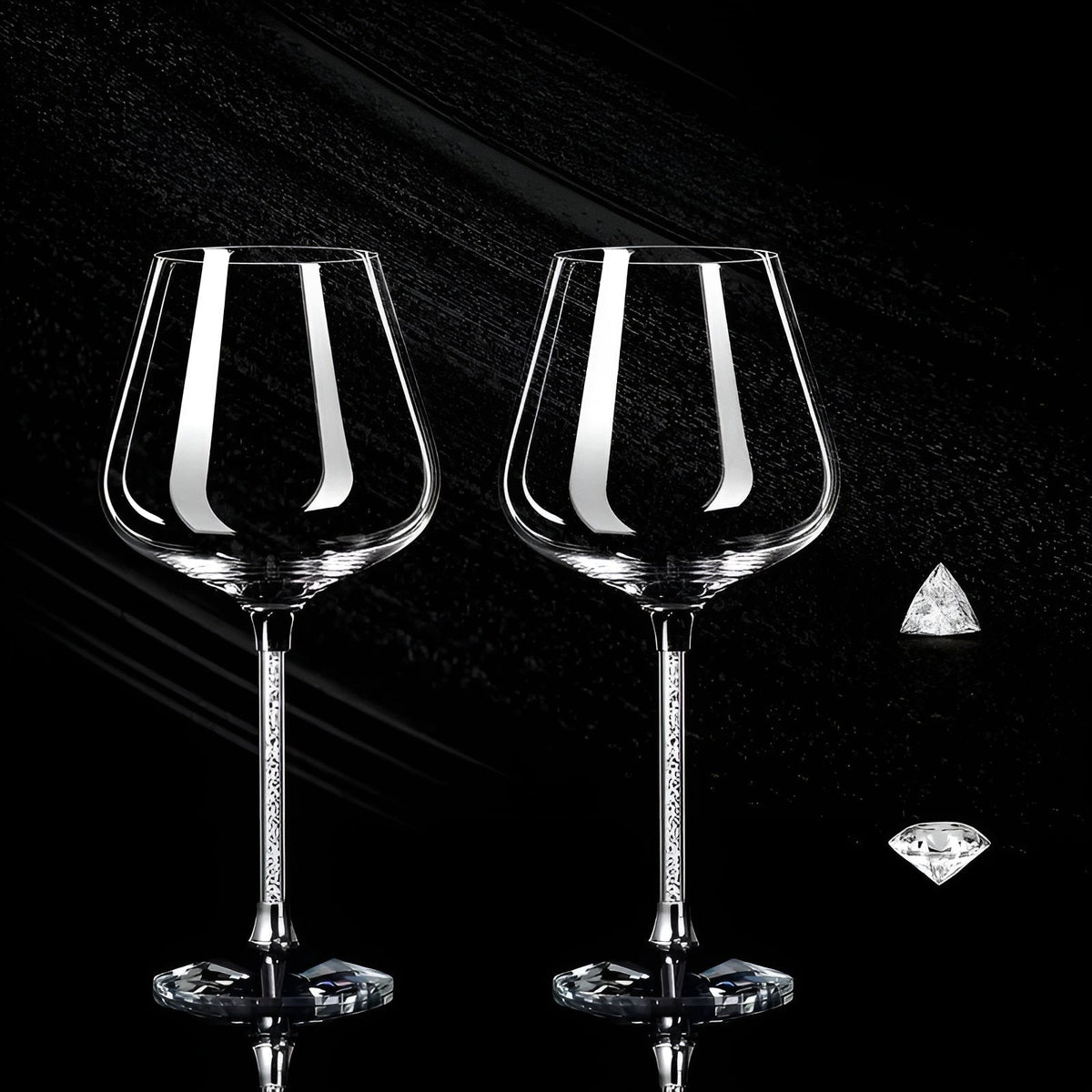 Ensemble de 2 verres à vin en cristal élégants, hauts et luxueux pour réceptions et événements