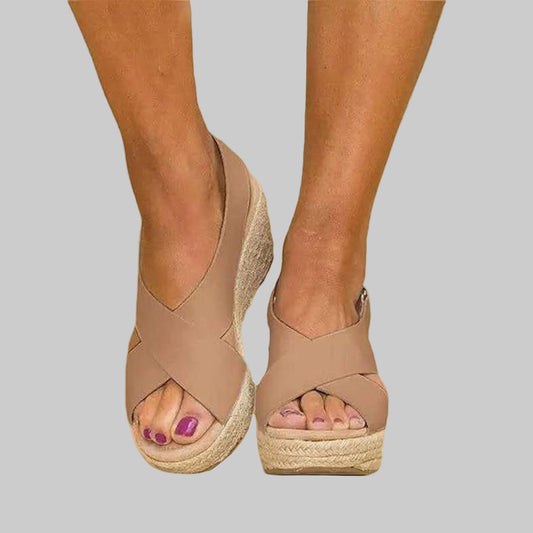 Espadrilles à talon compensé et brides croisées pour femme