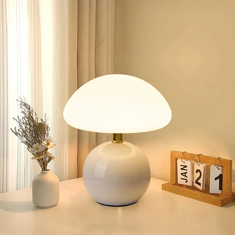 French Style and Natural Beauty of the Mushroom in the Lamp