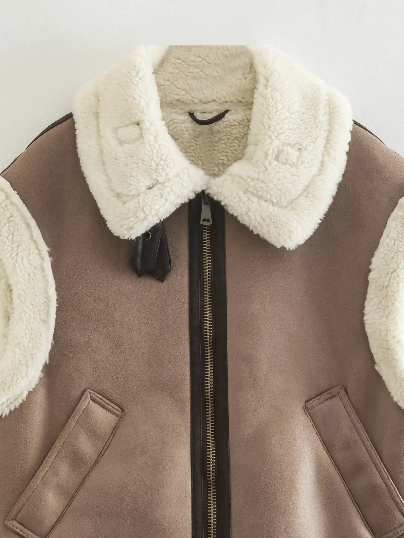 Gilet en cuir stylé et confortable