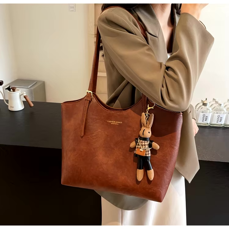 Grand sac porté épaule pour femme à deux anses