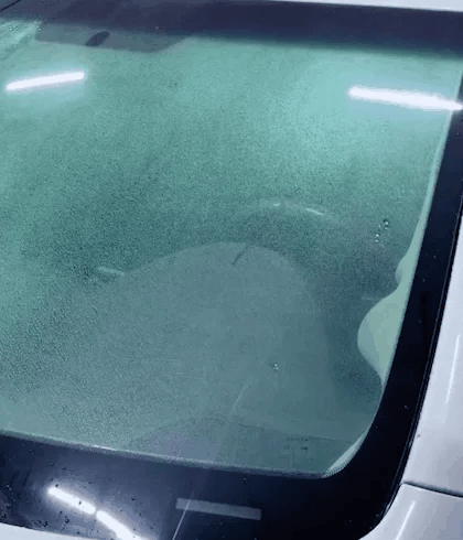 Handy Glass Cleaner - Perfect Clarity for Car Windows and Glass Surfaces