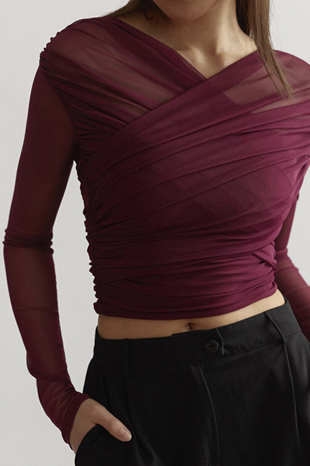 Haut froncé en tulle à manches longues pour femme