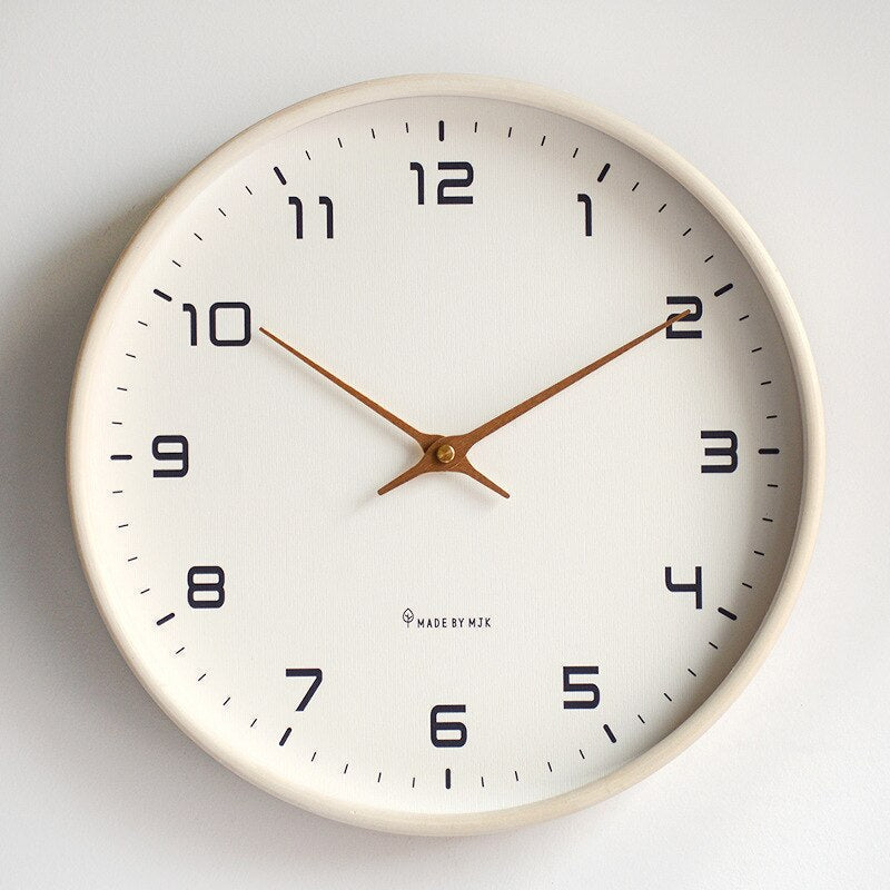 Horloge murale scandinave en bois – Minimalisme élégant