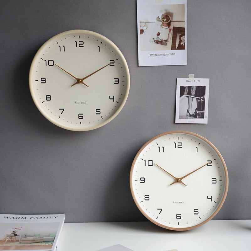 Horloge murale scandinave en bois – Minimalisme élégant