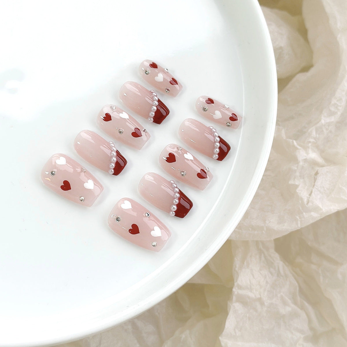 Kit de faux ongles nail art à motifs cœurs