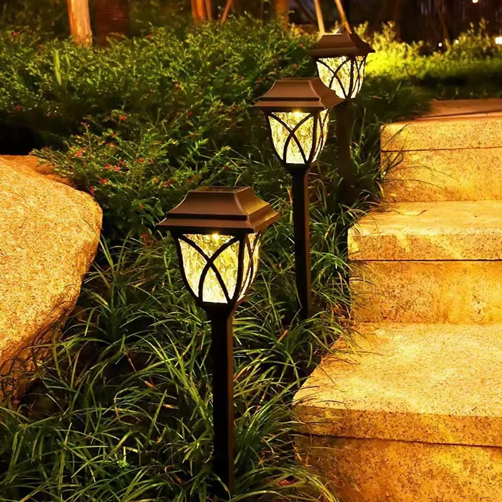 Lampadaire solaire LED pour jardin et allées, lumière chaude