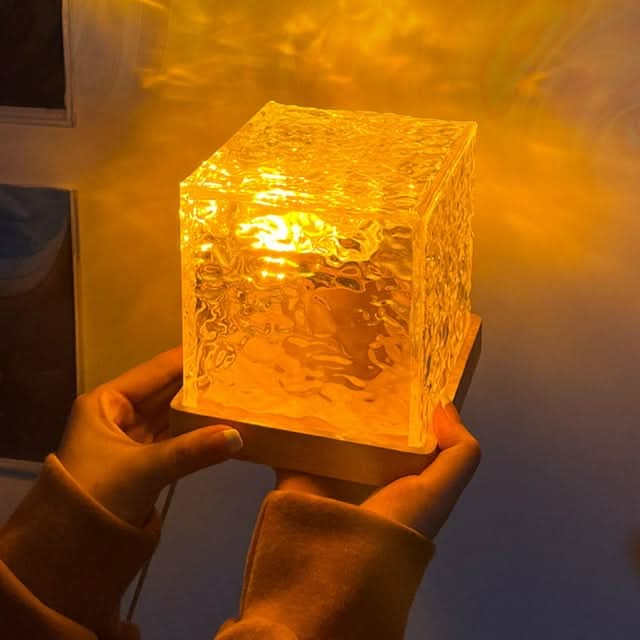 Lampe cube en verre nordique avec lumière d'ambiance