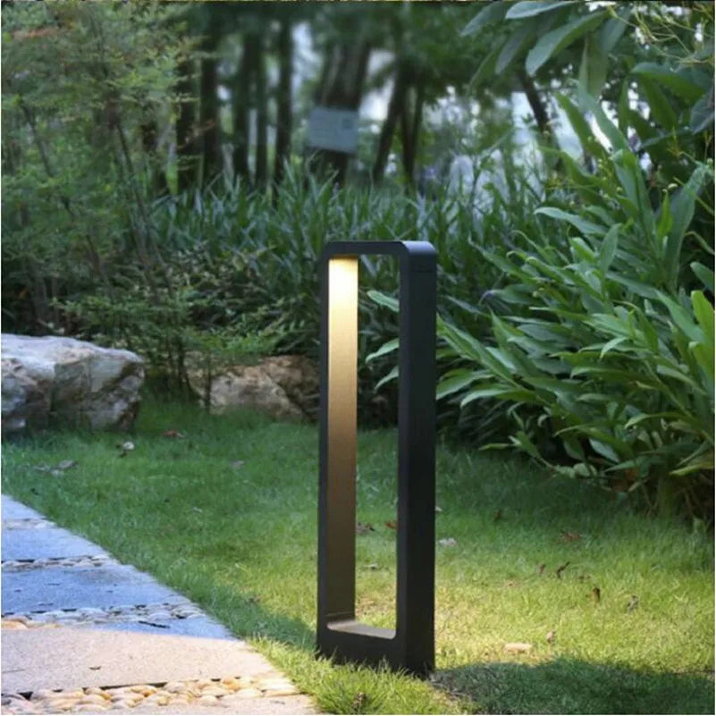 Lampe de jardin d'extérieur de haute qualité avec fixation durable pour l'extérieur