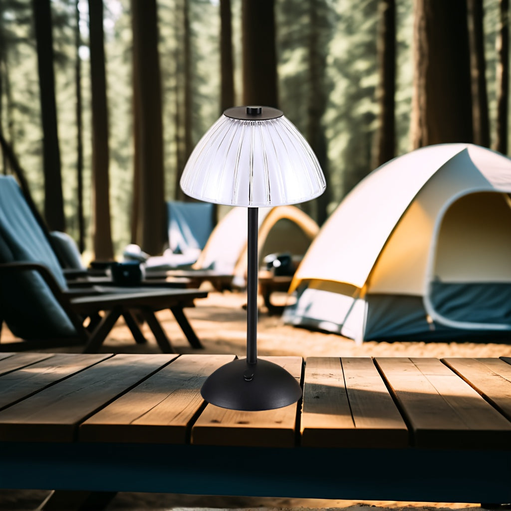 Lampe de table dorée avec fonction tactile et recharge USB