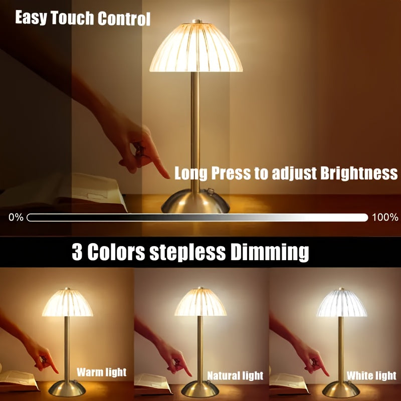 Lampe de table dorée avec fonction tactile et recharge USB