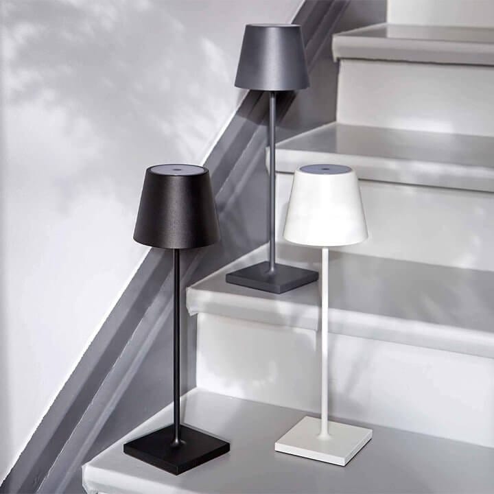 Lampe de table LED étanche compatible avec Alexa – design minimaliste et commande vocale