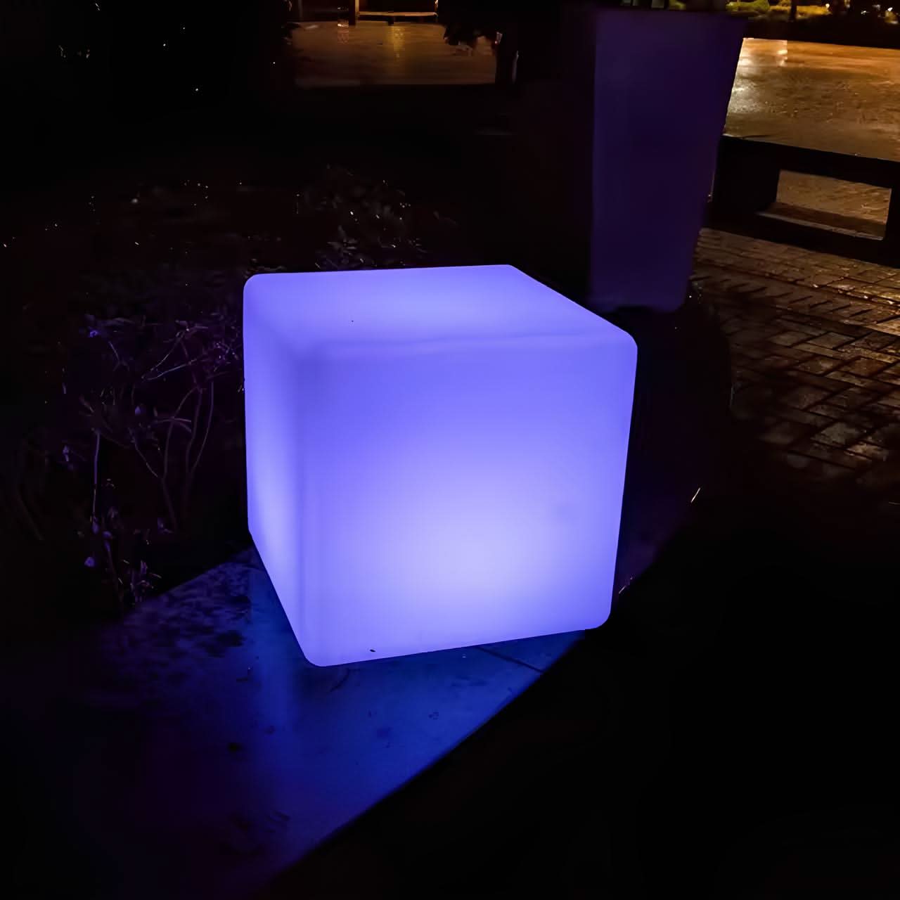 Lampe LED d'extérieur cube sans fil