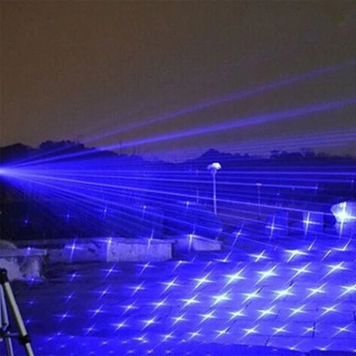 Lampe torche laser tactique