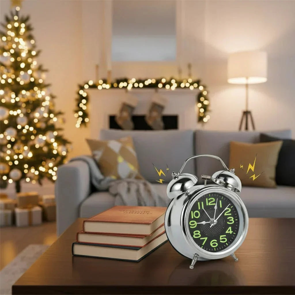 LOUDLUX – Extra Loud Retro Double Bell Alarm Clock for Heavy Sleepers