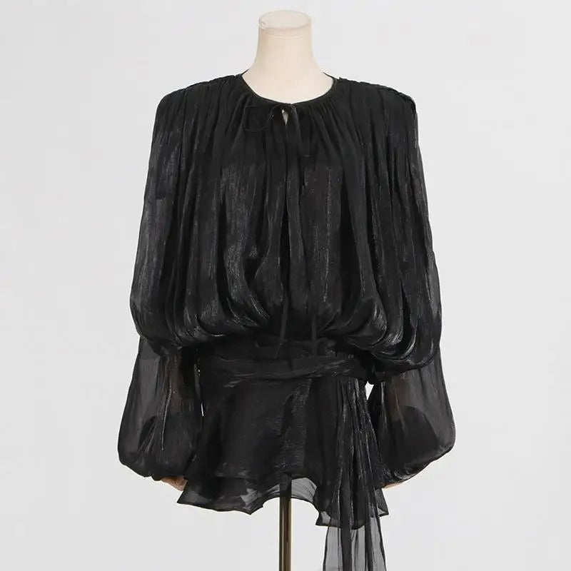 Mini-robe fluide à manches bouffantes