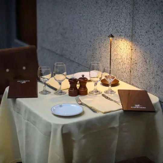 Minimalist LED Table Lamp - Waterproof & Dimmable Cordless Lighting