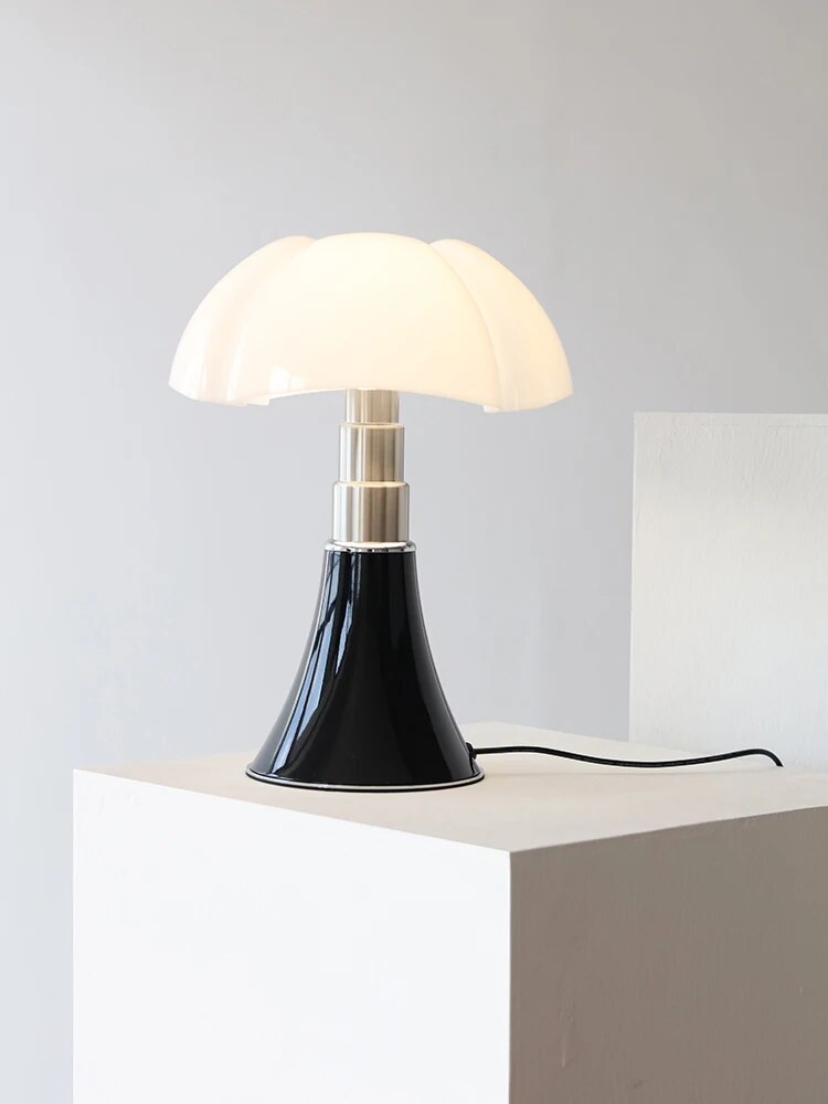 Olvoria | Designer Mushroom Table Lamp with Dimmable LED