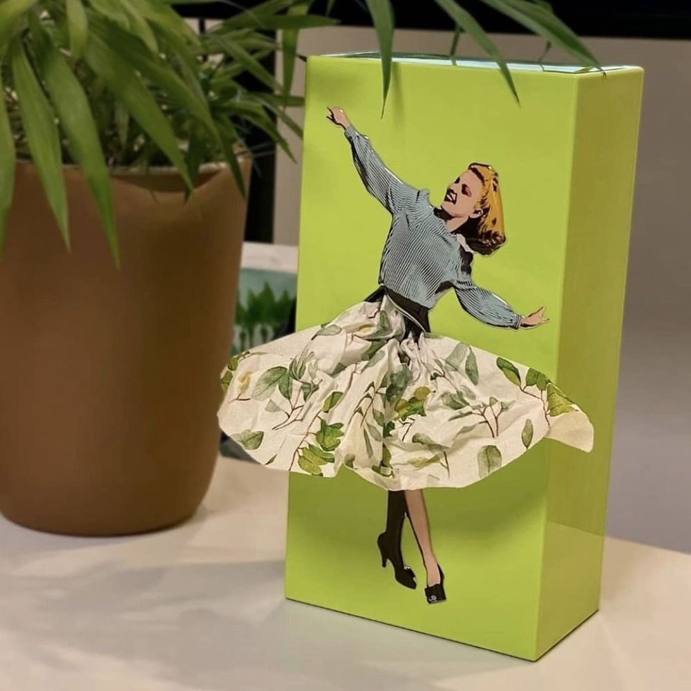 Olvoria | Flying Skirt Tissue Box