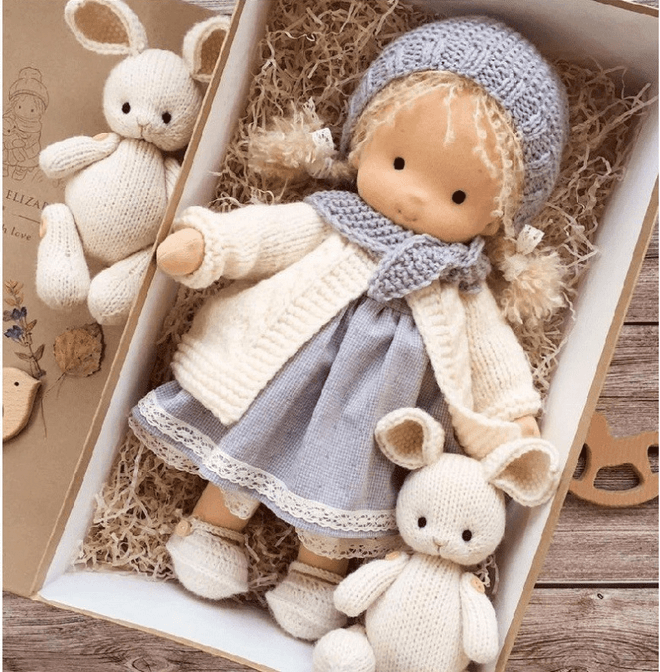 Olvoria | Handmade Waldorf Cuddle Doll – Poppi
