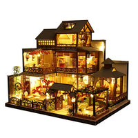 Olvoria | Veľký realistický drevený domček pre bábiky s LED svetlami | DIY miniatúrny domček na hranie