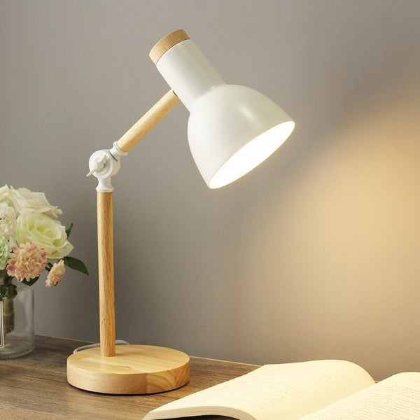 Olvoria | LED Desk Lamp | Nordic Wood Design