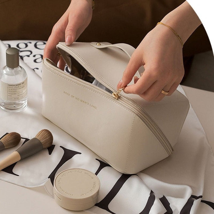 Olvoria - Luxurious Cosmetic Bag